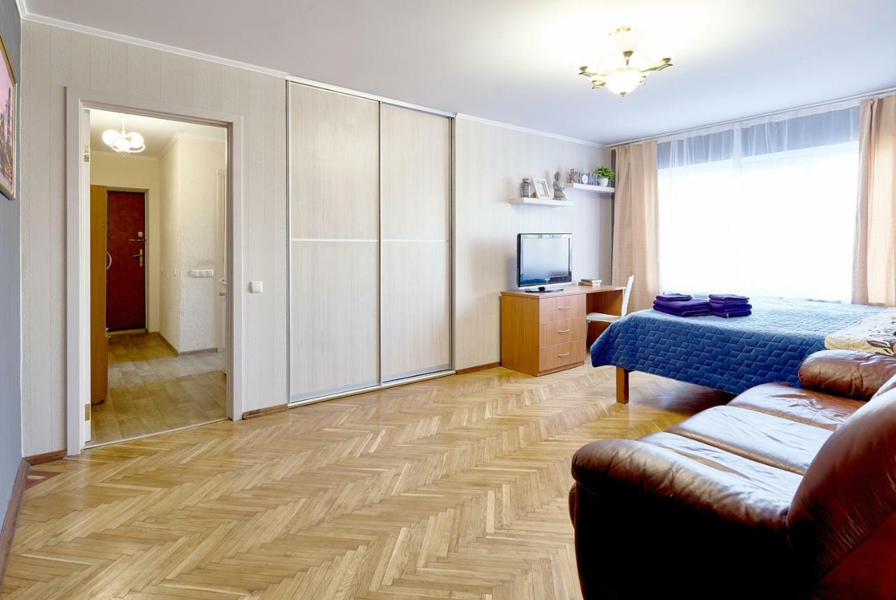 L3-82 Main Street- Modern New Three 3 Separate 3Bedrooms 100 M2 - Central Location, Metro Palace Of Sports - Gulliver Mall, Arena City 키예프 외부 사진