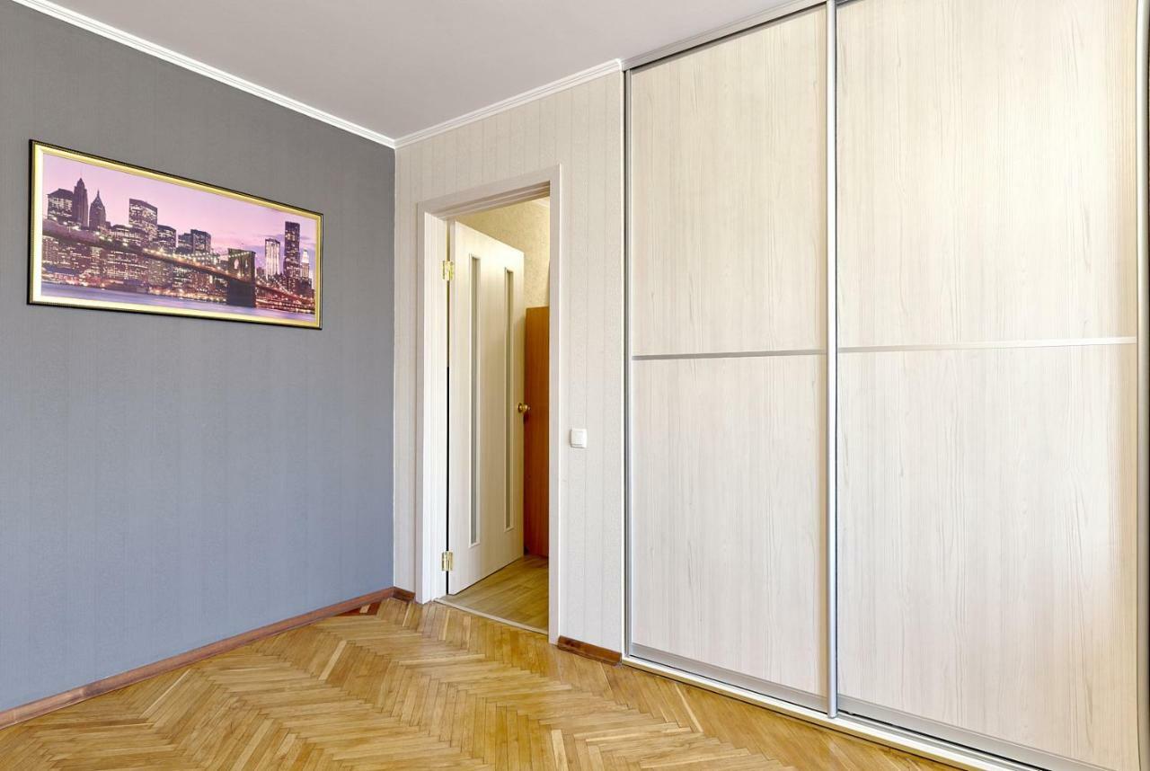 L3-82 Main Street- Modern New Three 3 Separate 3Bedrooms 100 M2 - Central Location, Metro Palace Of Sports - Gulliver Mall, Arena City 키예프 외부 사진