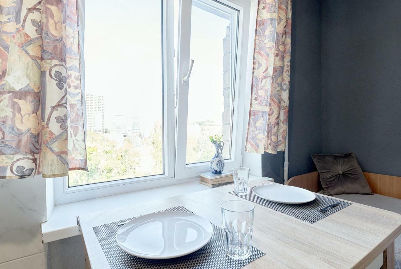 L3-82 Main Street- Modern New Three 3 Separate 3Bedrooms 100 M2 - Central Location, Metro Palace Of Sports - Gulliver Mall, Arena City 키예프 외부 사진