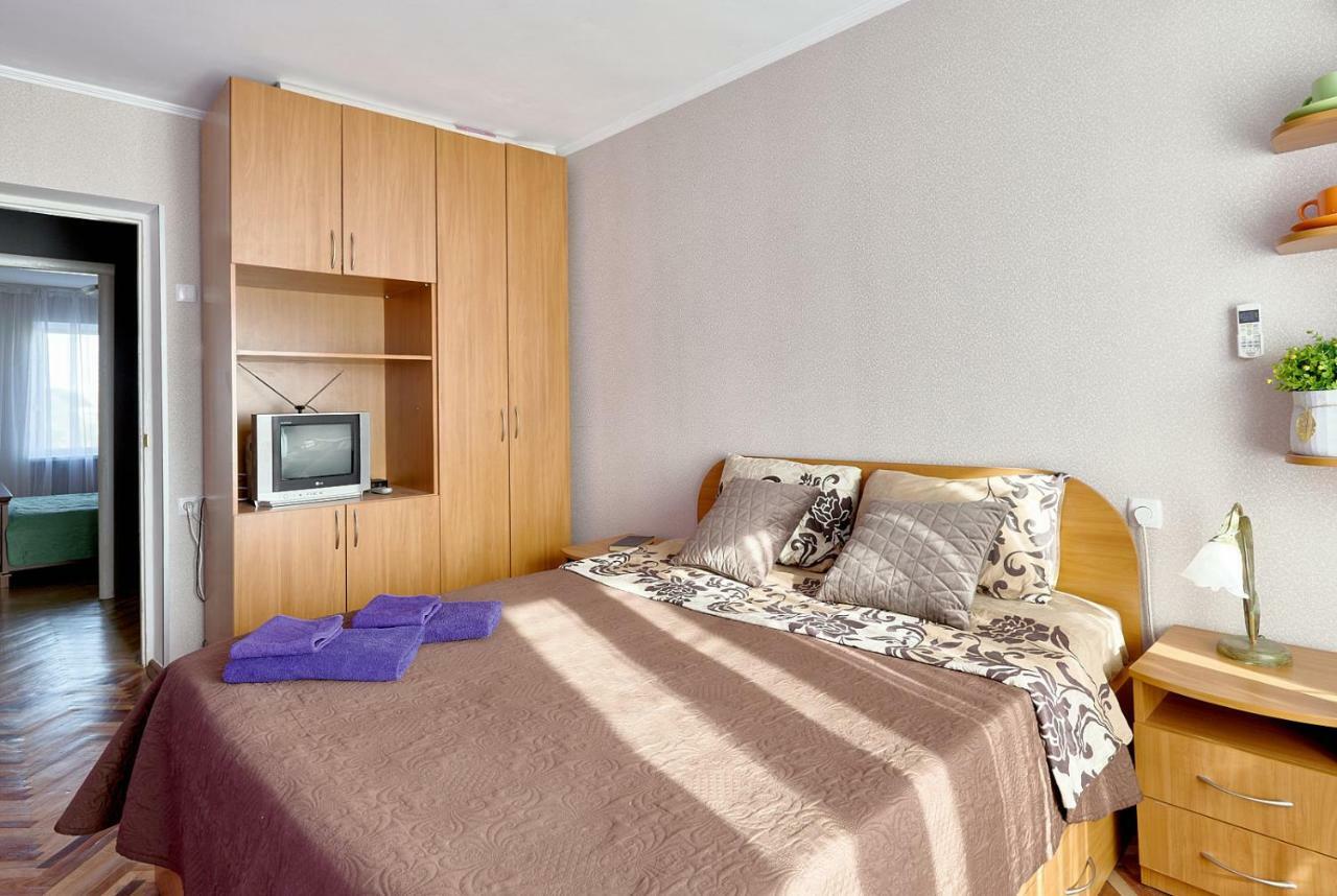 L3-82 Main Street- Modern New Three 3 Separate 3Bedrooms 100 M2 - Central Location, Metro Palace Of Sports - Gulliver Mall, Arena City 키예프 외부 사진